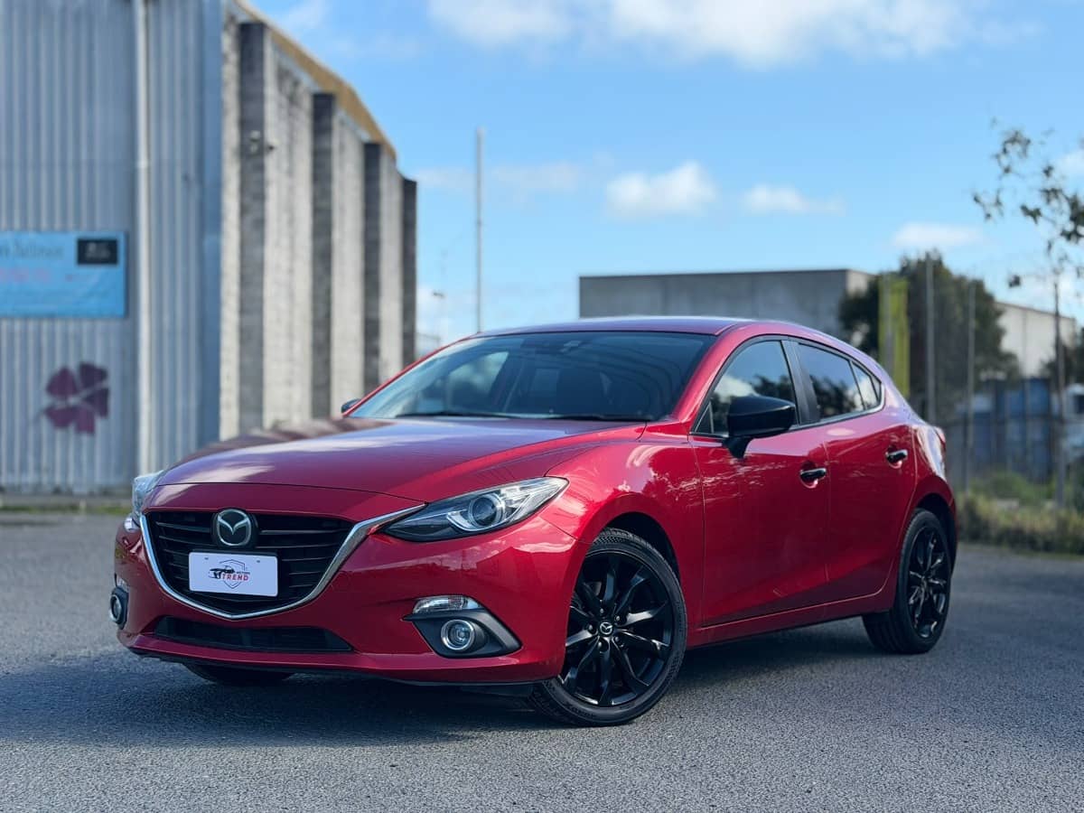 2014 Mazda Axela