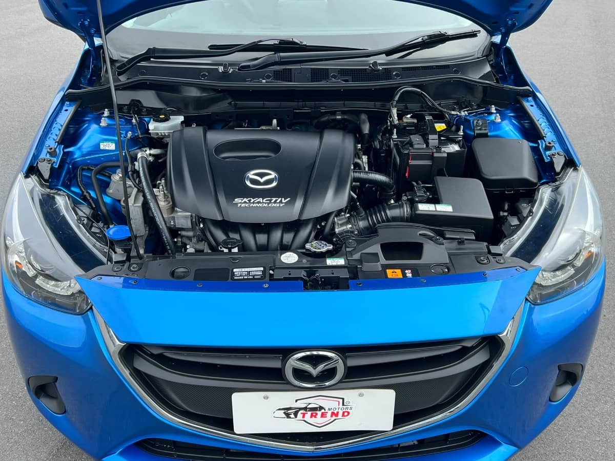 2016 Mazda Demio photo 18