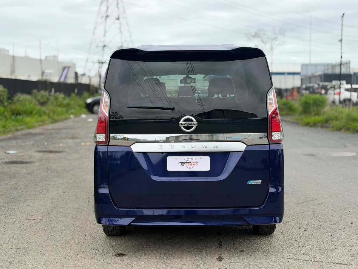 2017 Nissan Serena photo 7