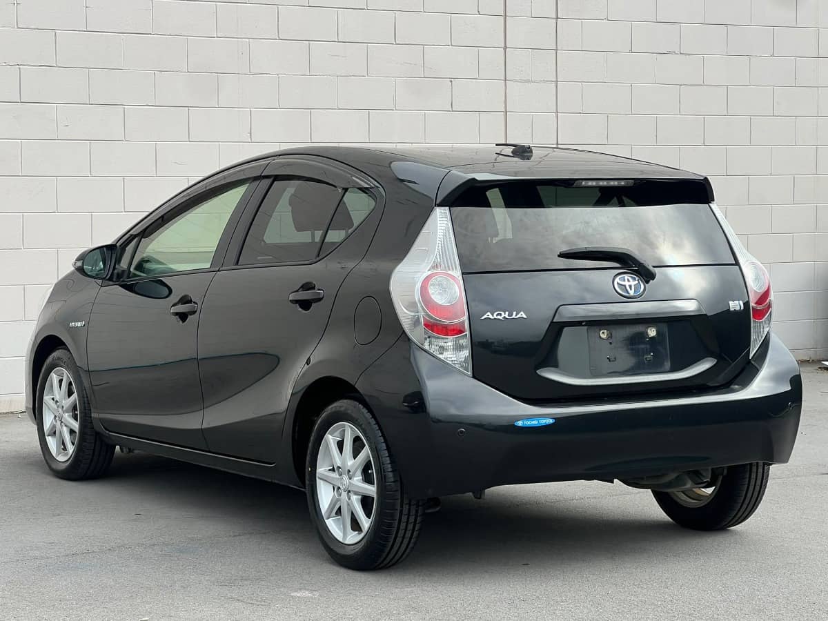 2013 Toyota Aqua photo 5