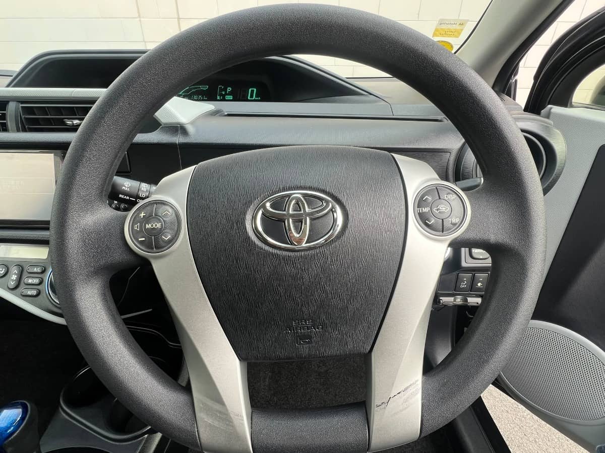 2013 Toyota Aqua photo 15