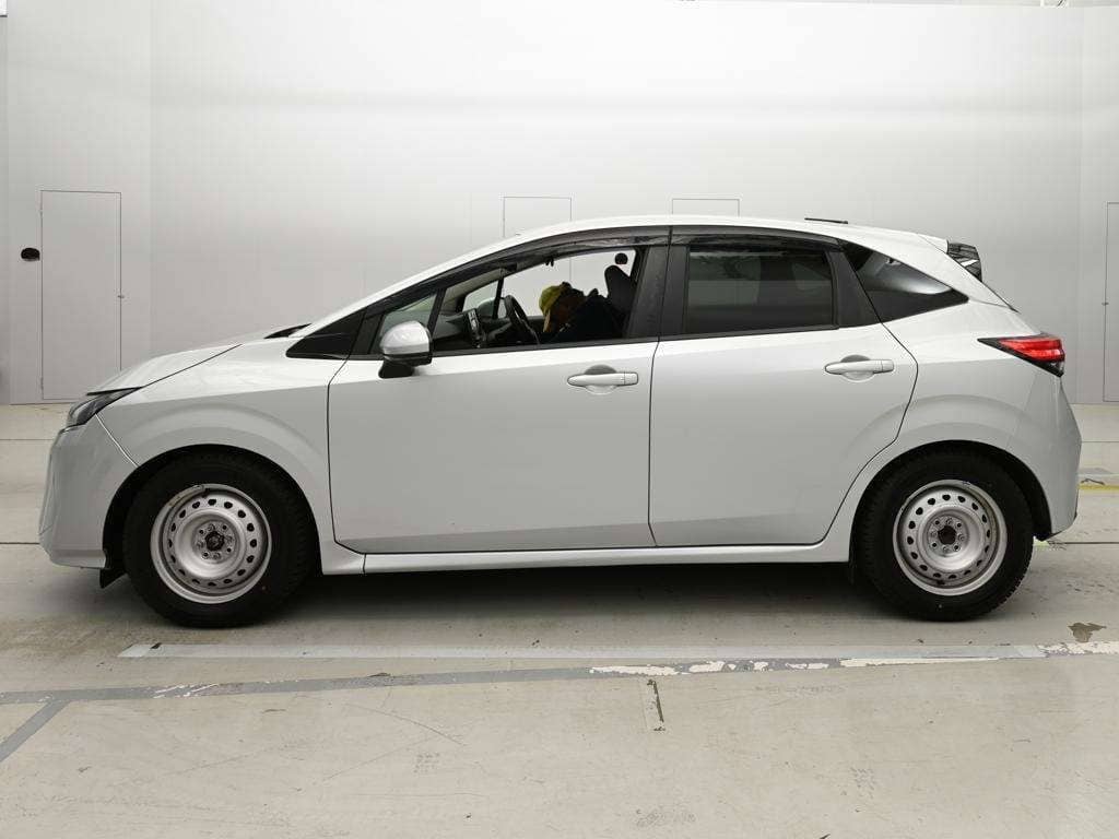 2021 Nissan Note photo 7