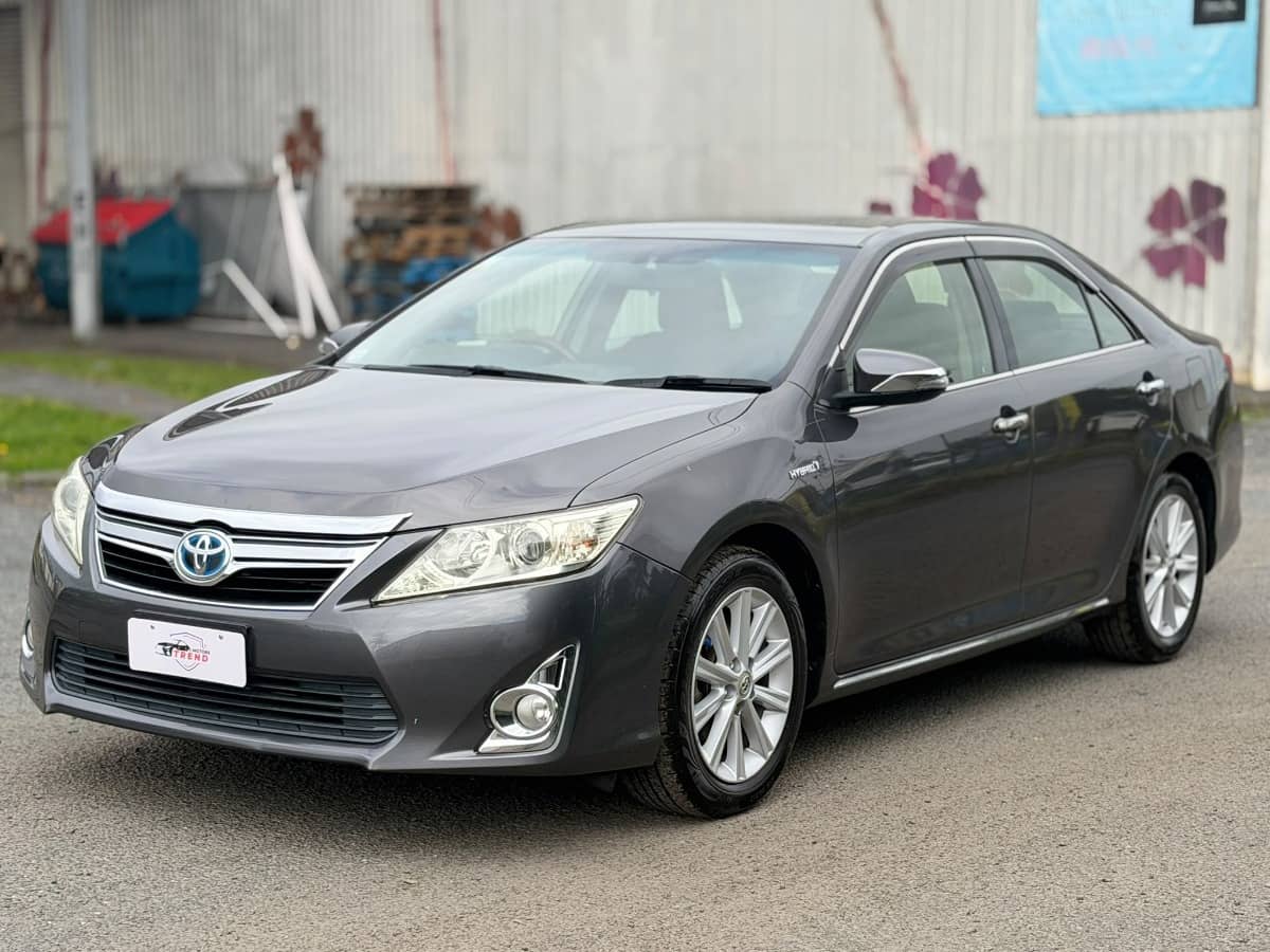 2012 Toyota Camry photo 3