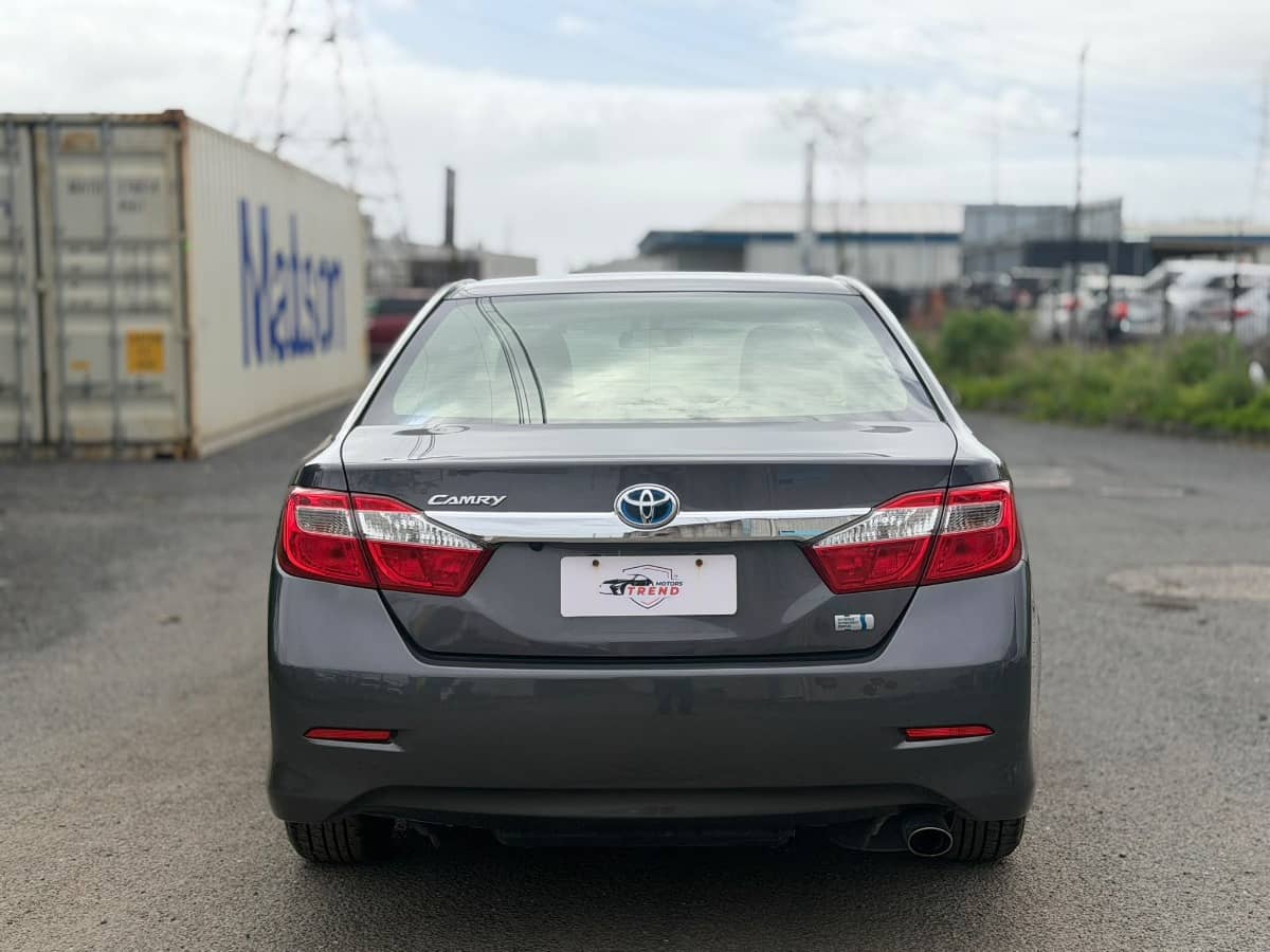 2012 Toyota Camry photo 8