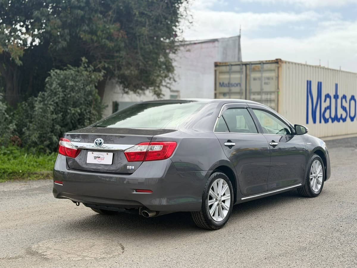 2012 Toyota Camry photo 6