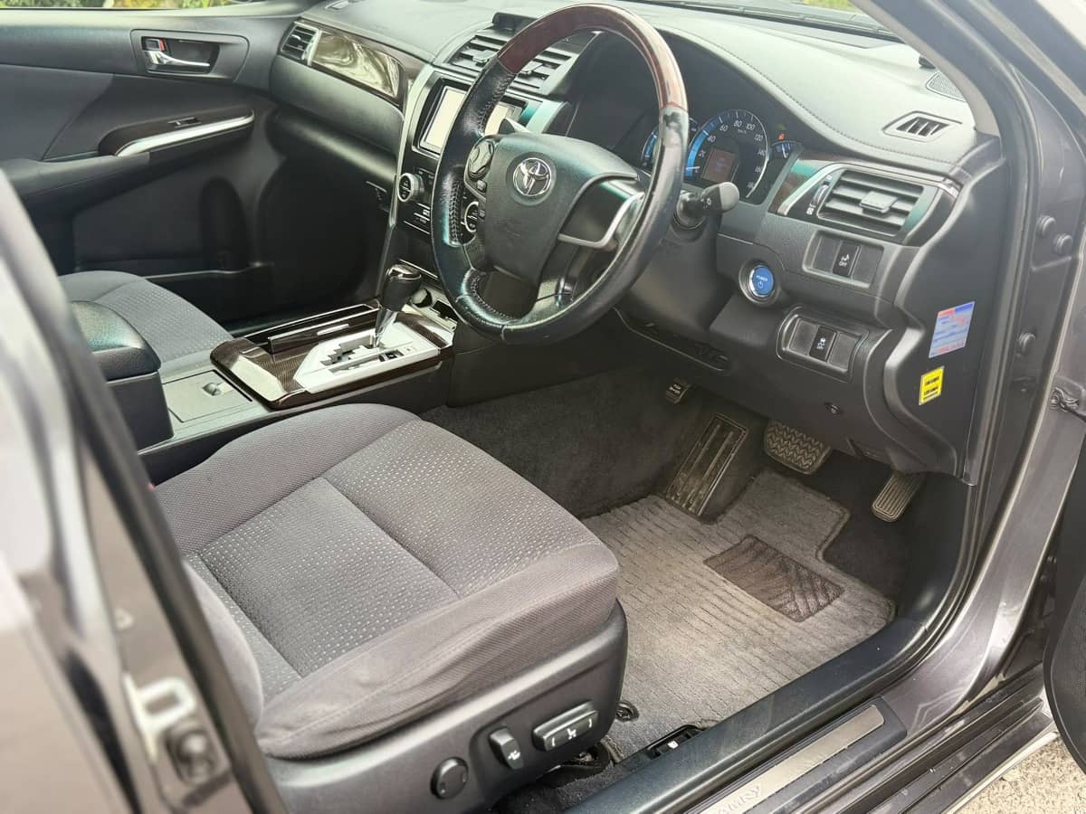 2012 Toyota Camry photo 14