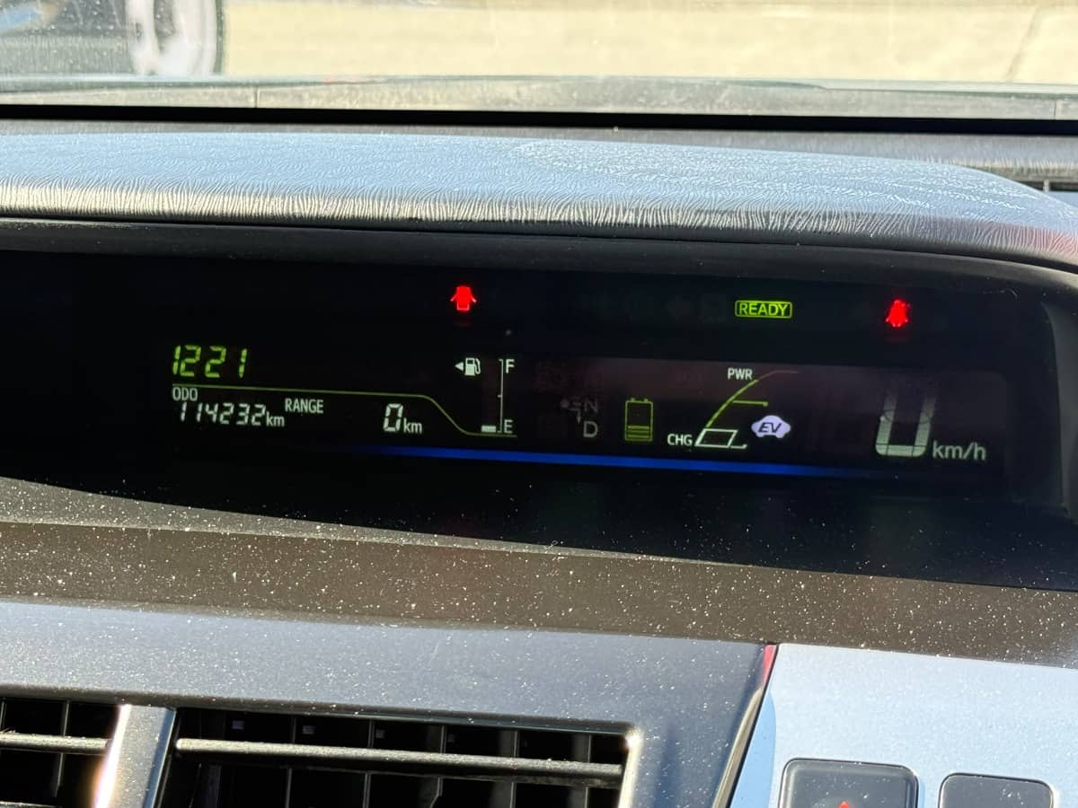 2012 Toyota Prius photo 13