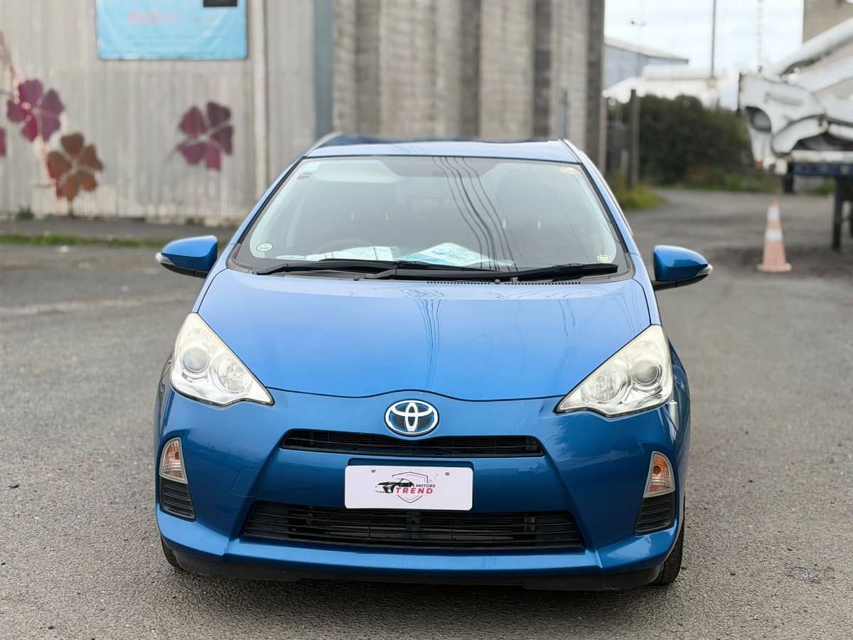 2014 Toyota Aqua photo 6