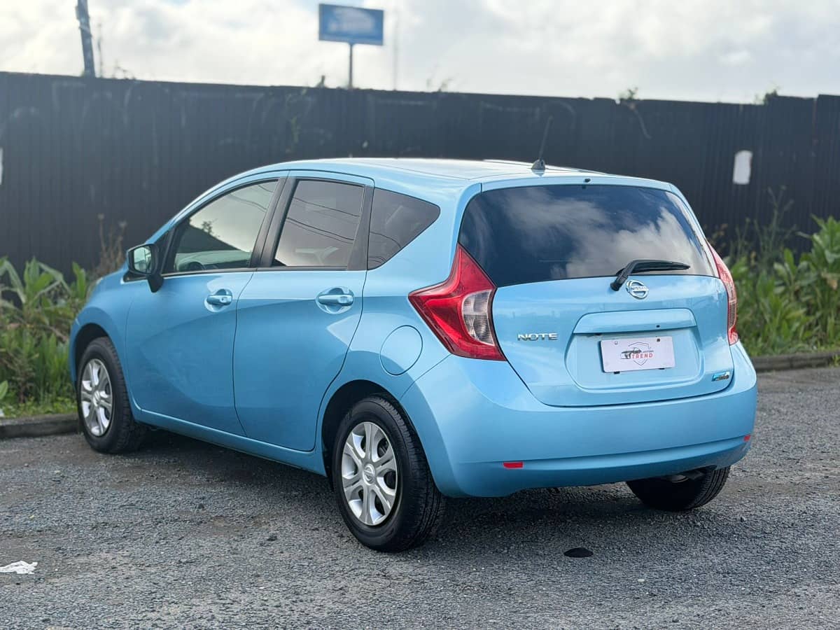 2015 Nissan Note photo 2