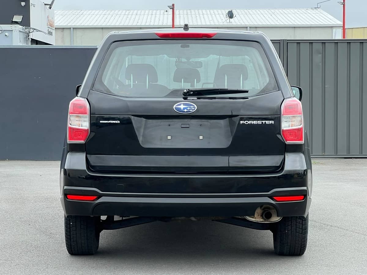 2015 Subaru Forester photo 6