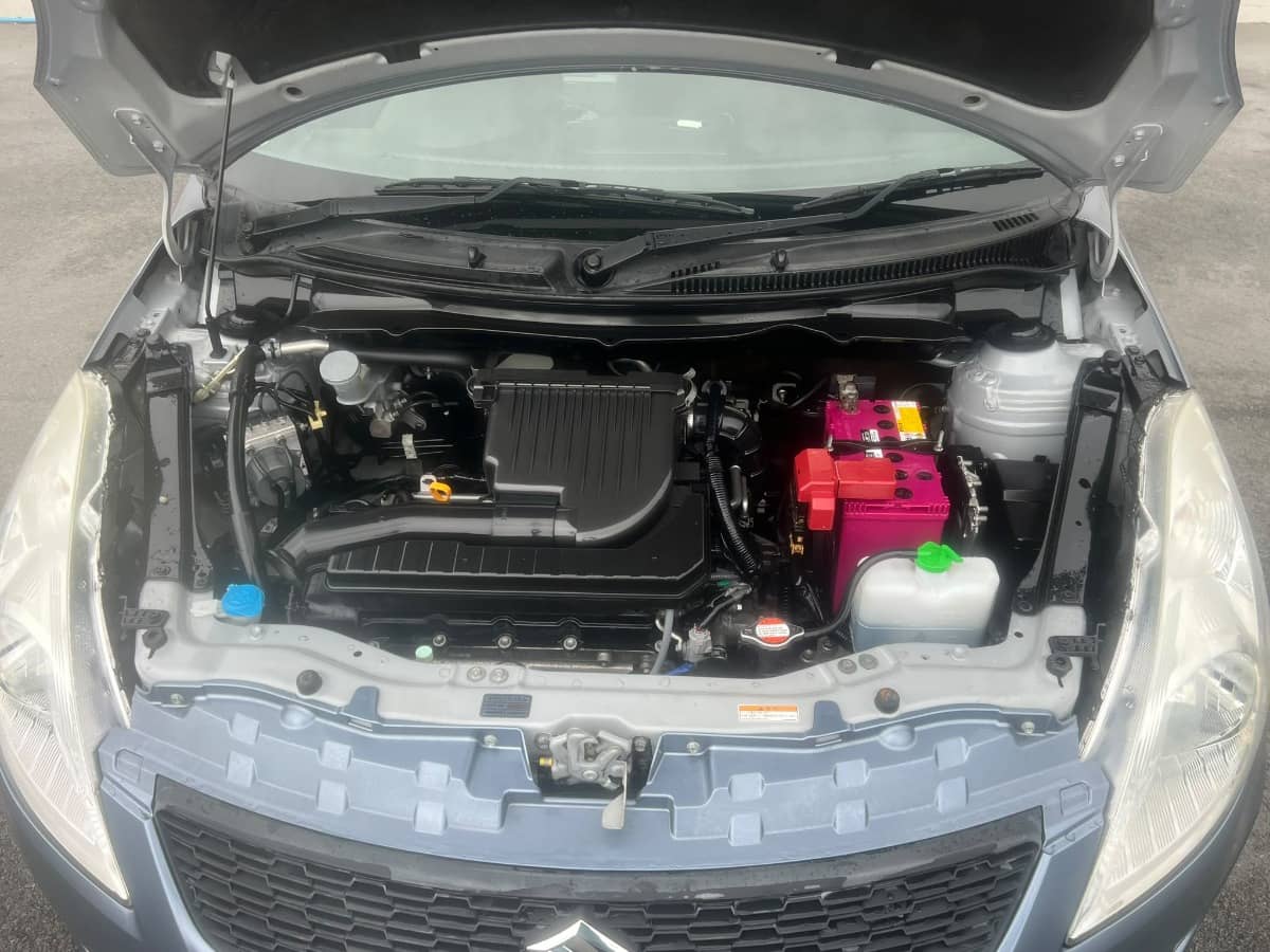 2014 Suzuki Swift photo 18