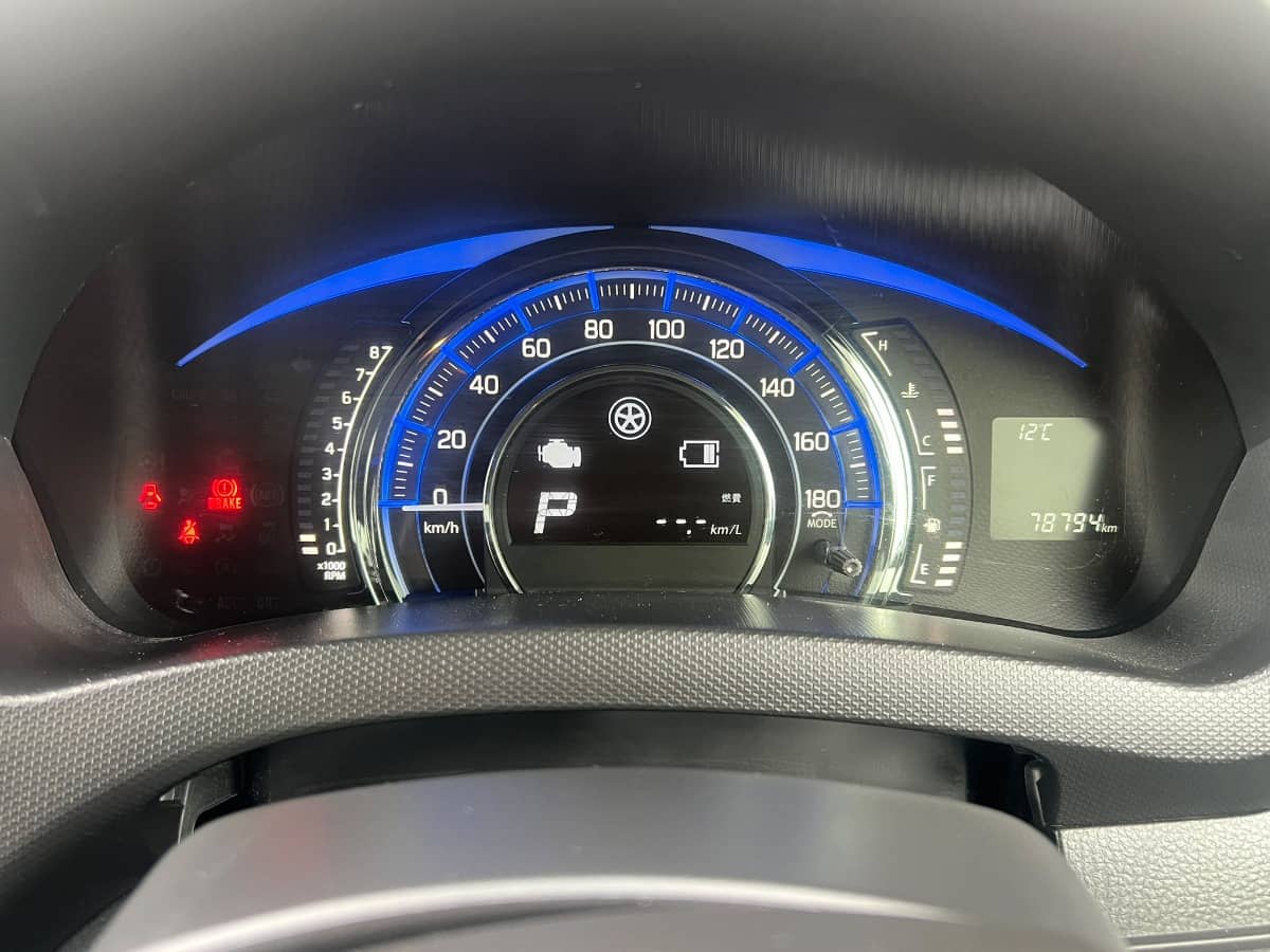2014 Suzuki Swift photo 12