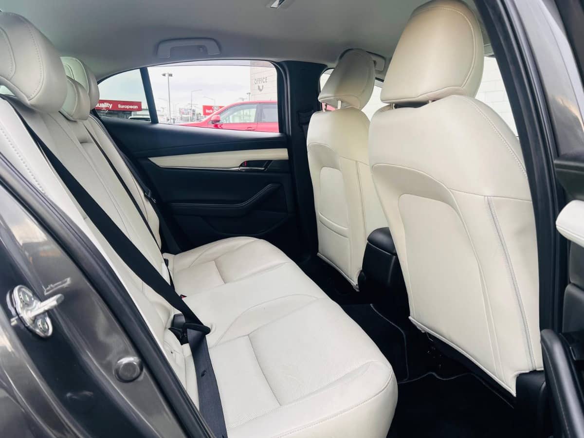 2021 Mazda 3 photo 12