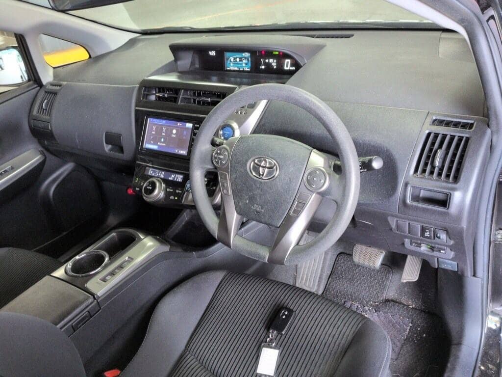 2015 Toyota Prius photo 5