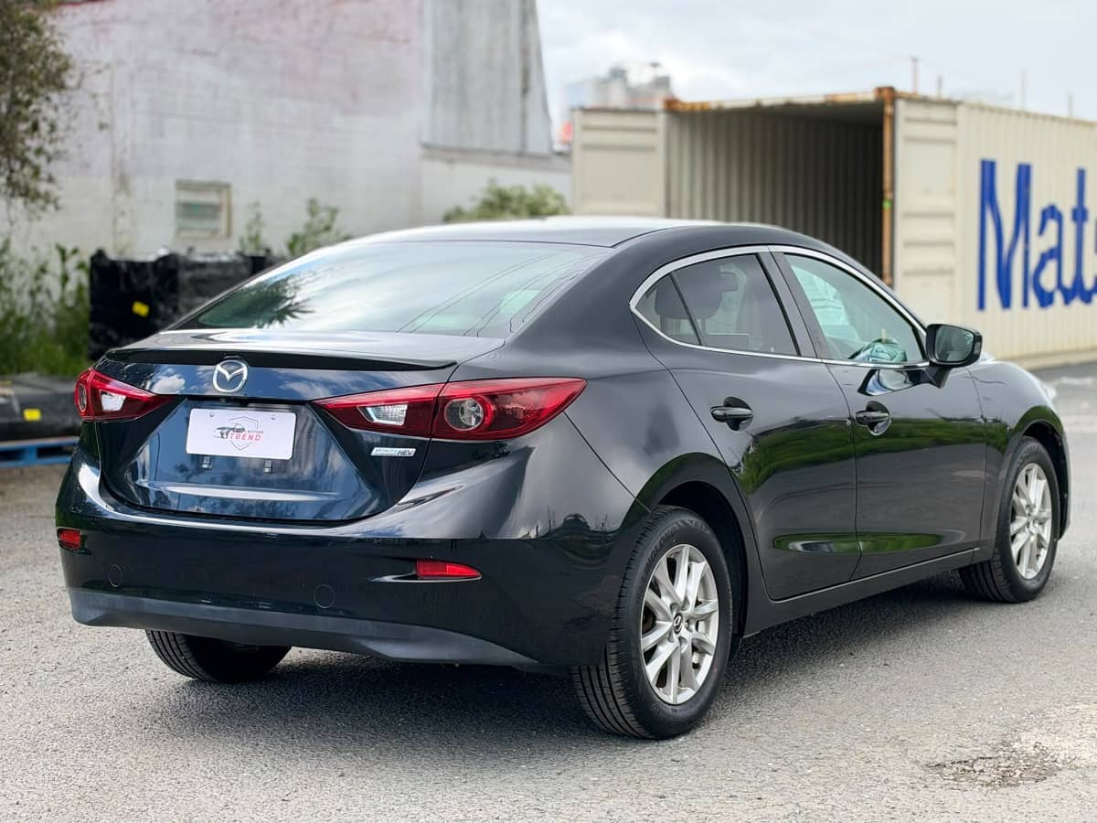2013 Mazda Axela photo 7