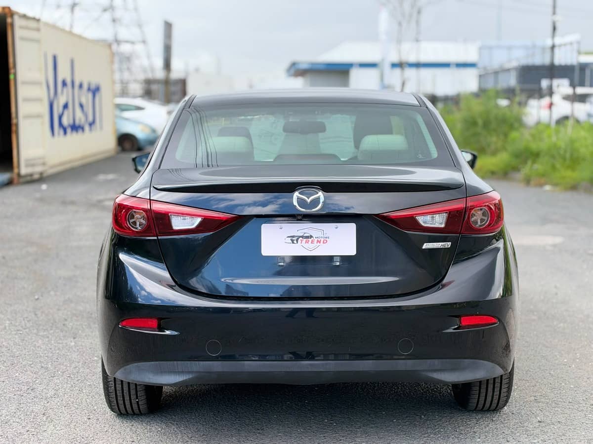 2013 Mazda Axela photo 5