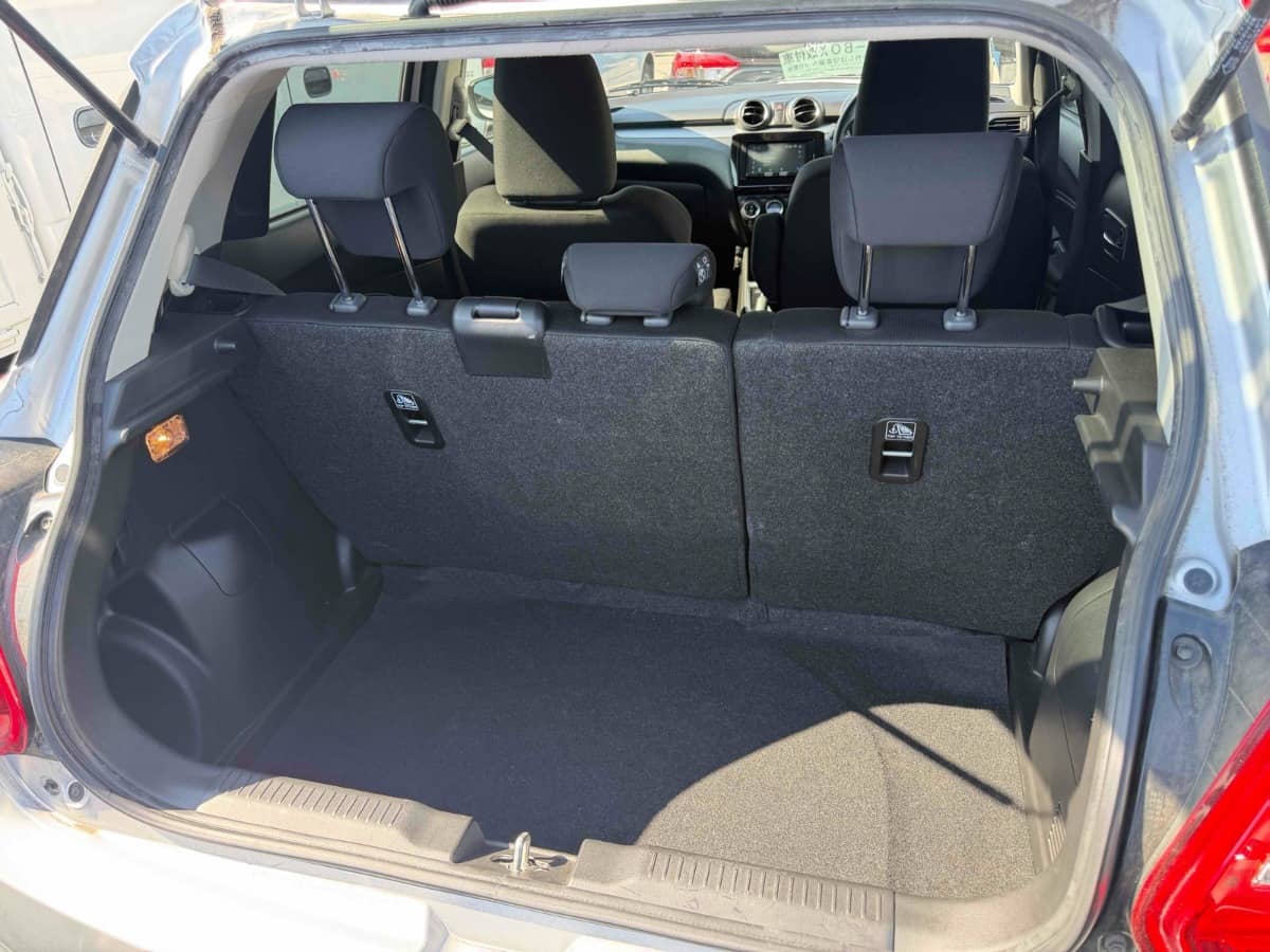 2022 Suzuki Swift photo 7