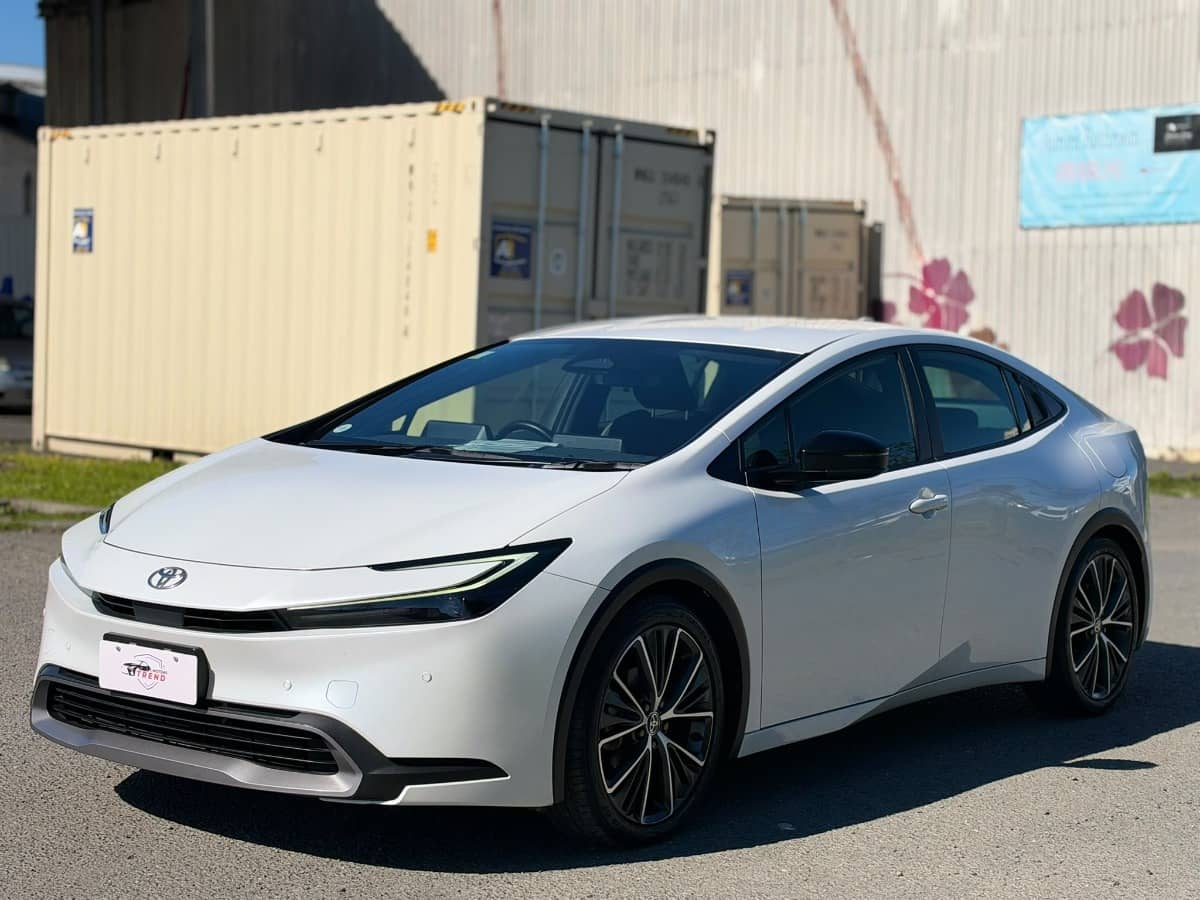 2023 Toyota Prius photo 6