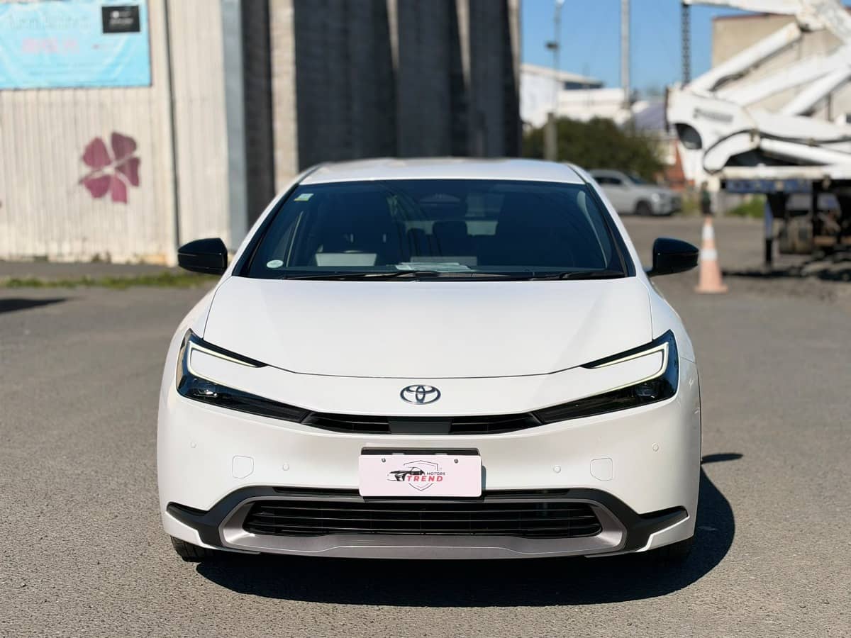 2023 Toyota Prius photo 8