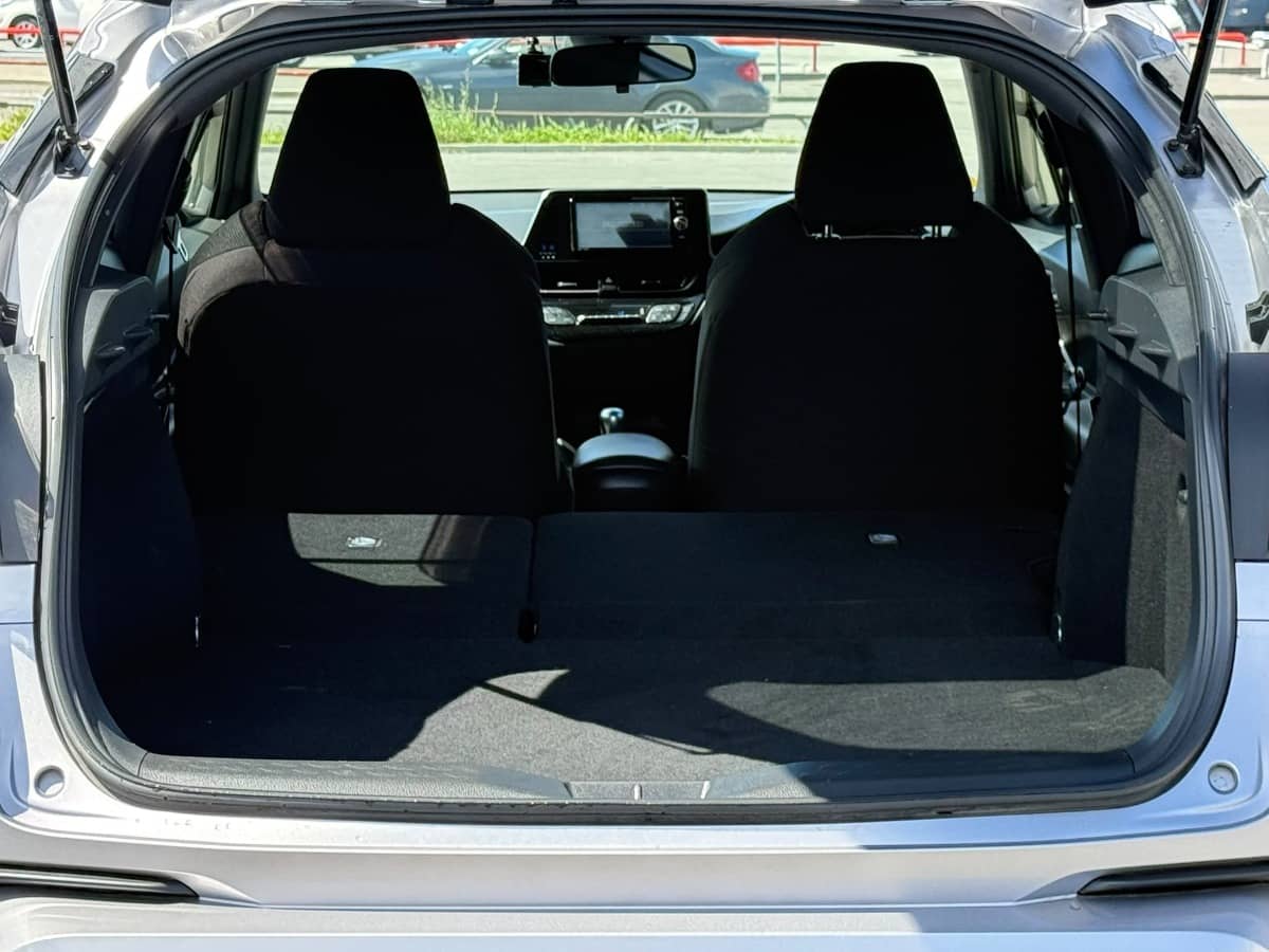 2018 Toyota C-HR photo 9