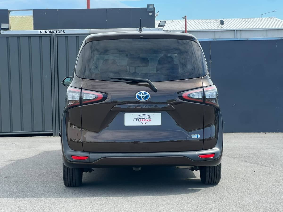 2018 Toyota Sienta photo 5