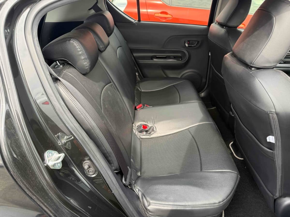 2014 Toyota Aqua photo 4
