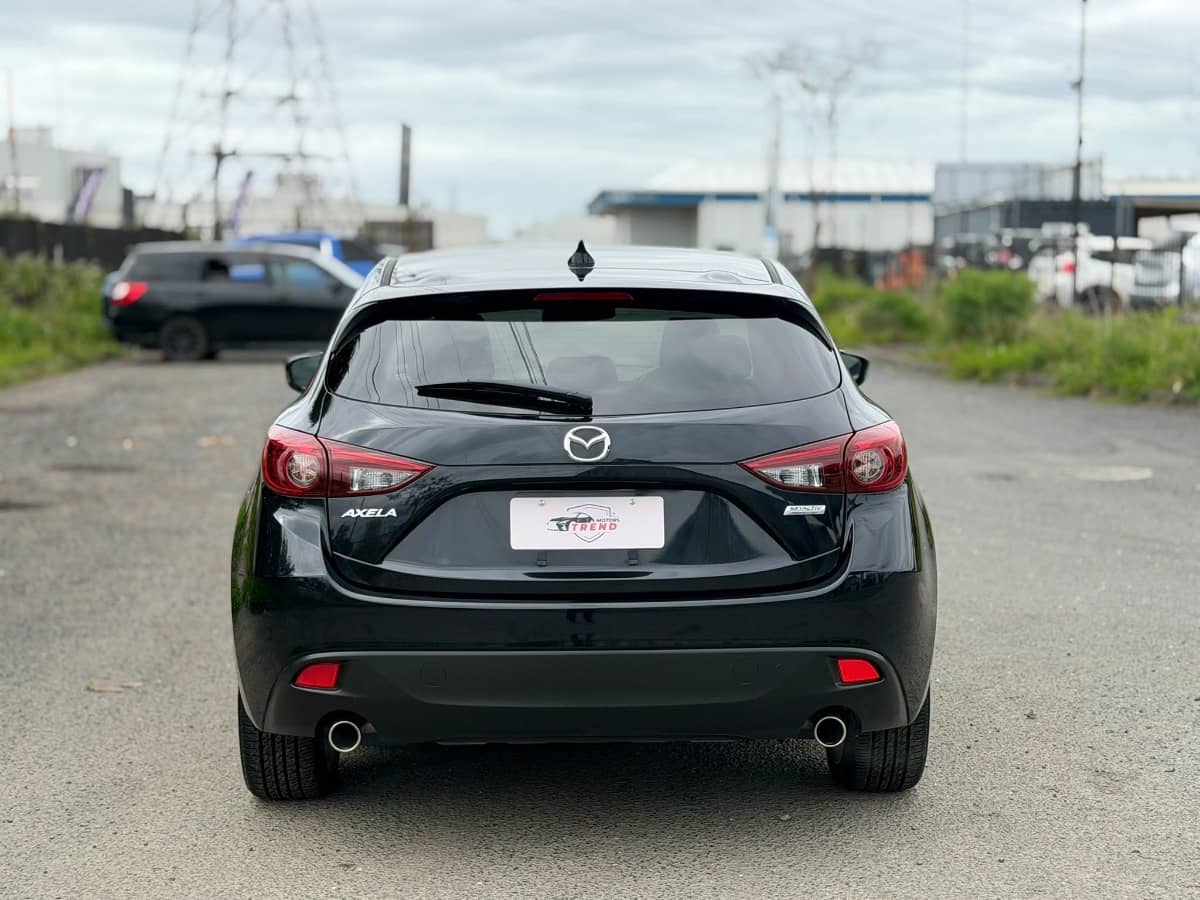 2015 Mazda Axela photo 7