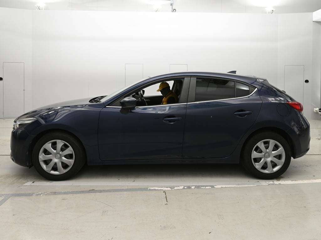 2018 Mazda Axela photo 8