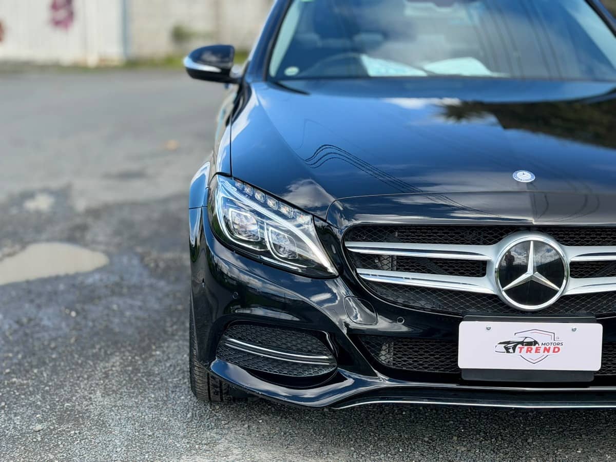 2015 Mercedes-Benz C 200 photo 7