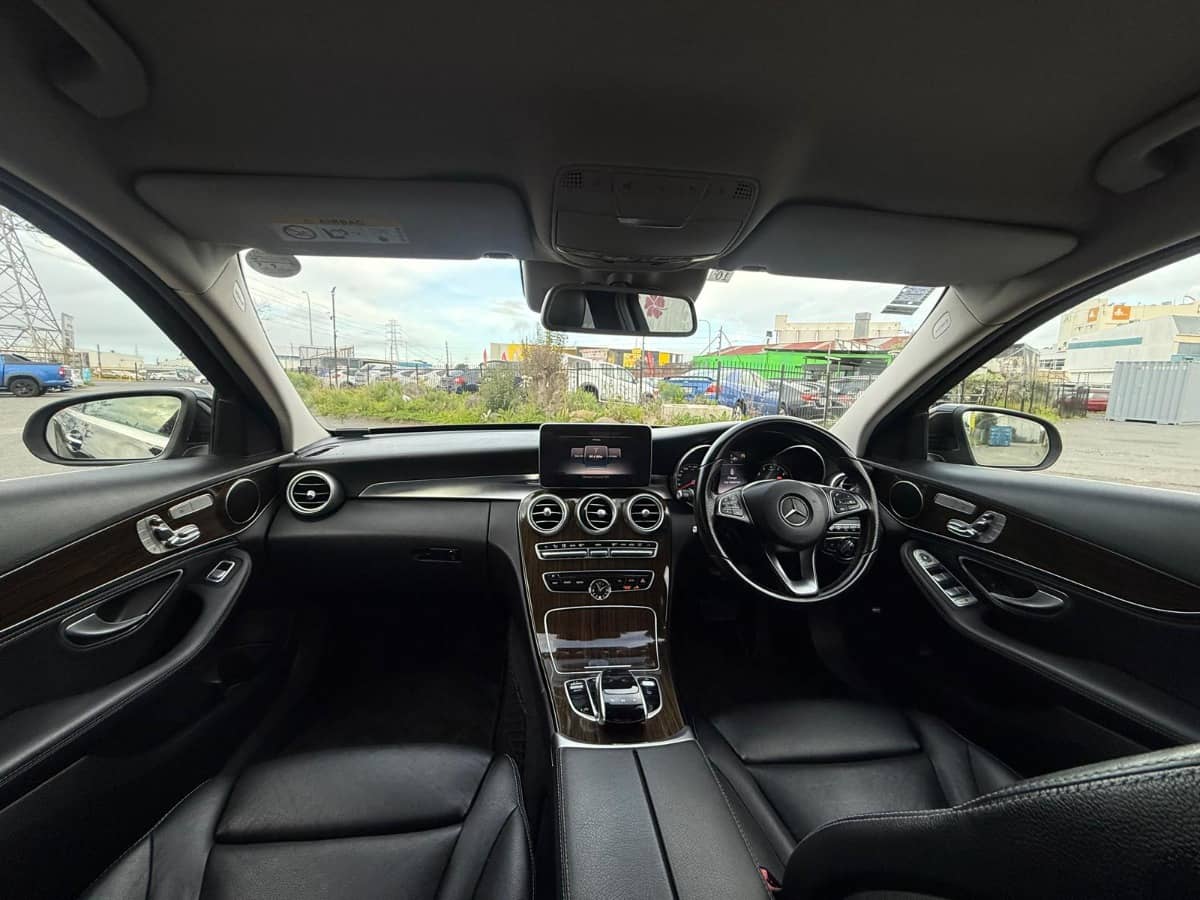 2015 Mercedes-Benz C 200 photo 15