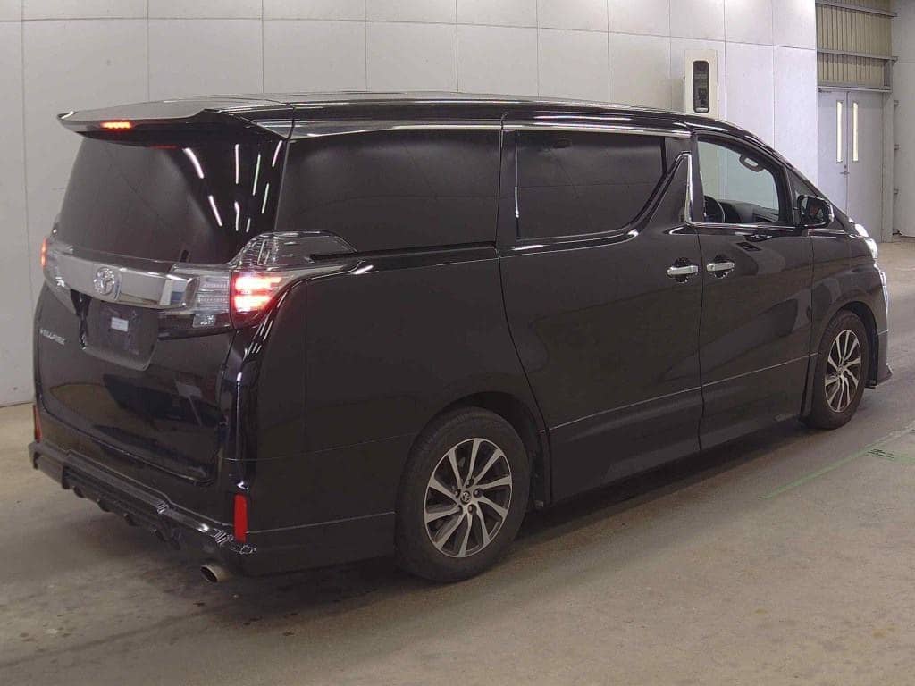 2017 Toyota Vellfire photo 3