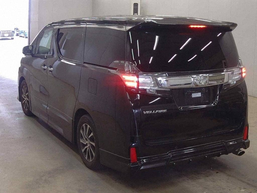 2017 Toyota Vellfire photo 4