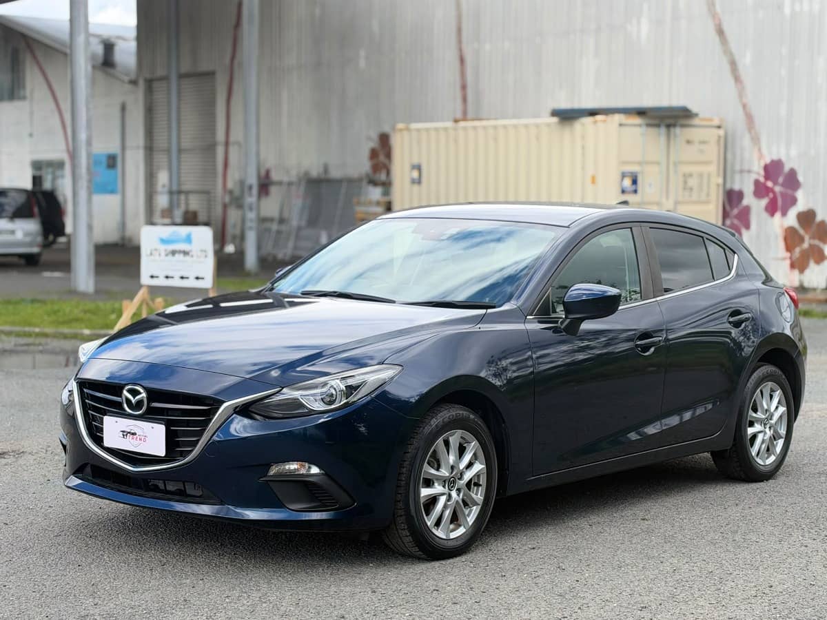 2016 Mazda Axela photo 6