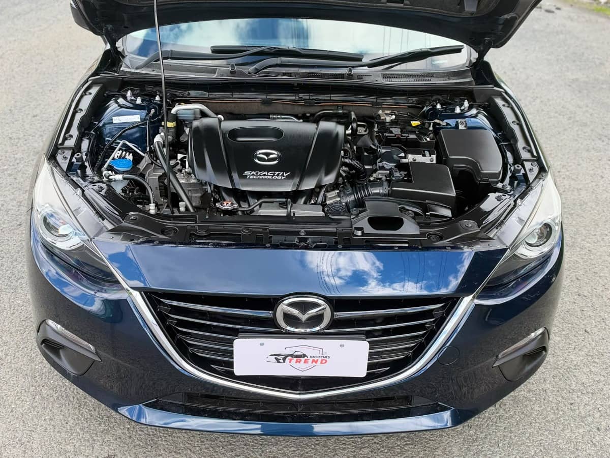 2016 Mazda Axela photo 17