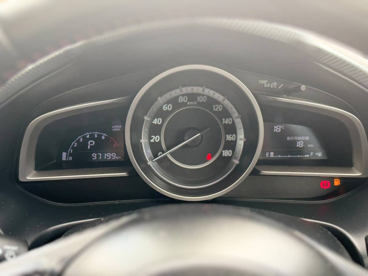 2016 Mazda Axela photo 11