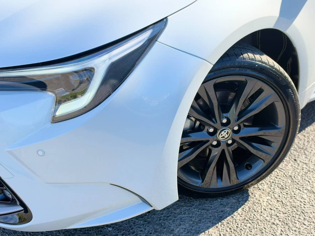 2024 Toyota Corolla photo 19