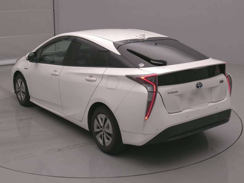 2017 Toyota Prius photo 5