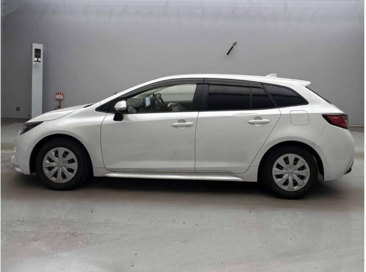 2023 Toyota Corolla photo 4
