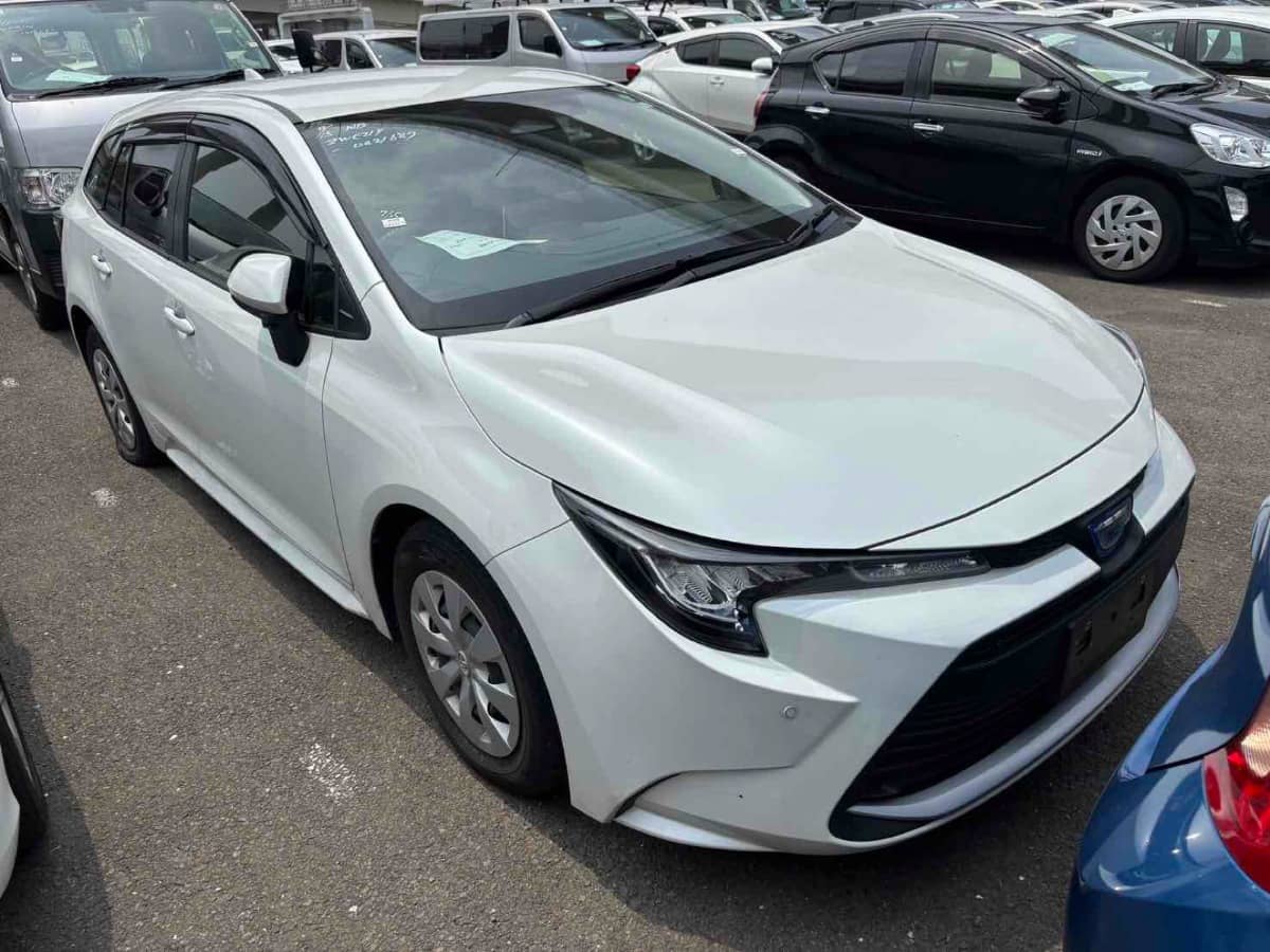 2023 Toyota Corolla photo 5