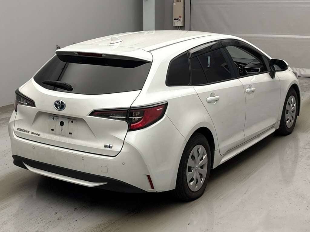 2023 Toyota Corolla photo 2