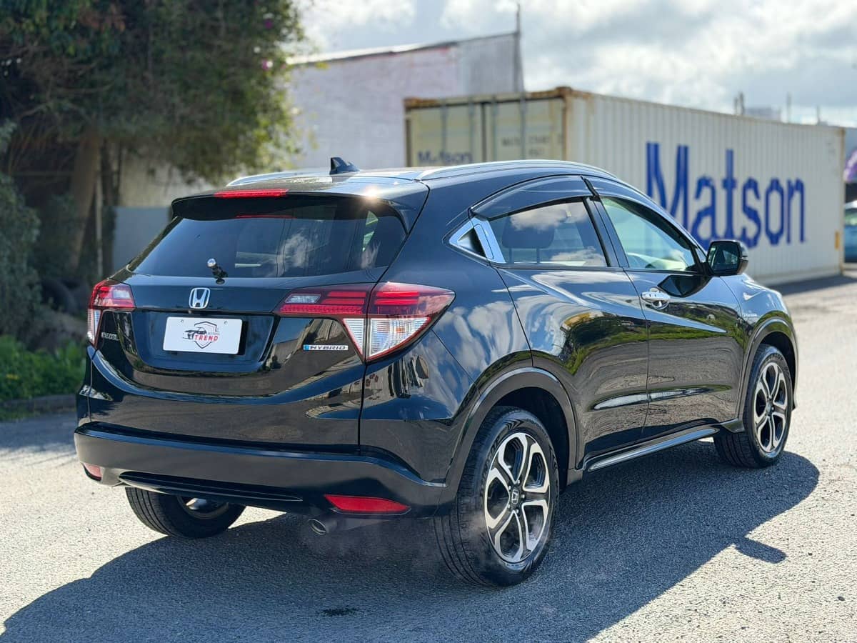 2016 Honda Vezel photo 3