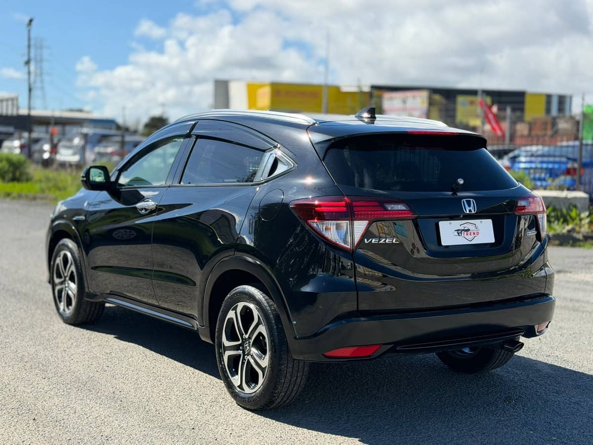 2016 Honda Vezel photo 5