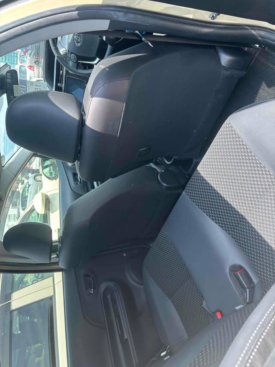 2019 Toyota Aqua photo 9