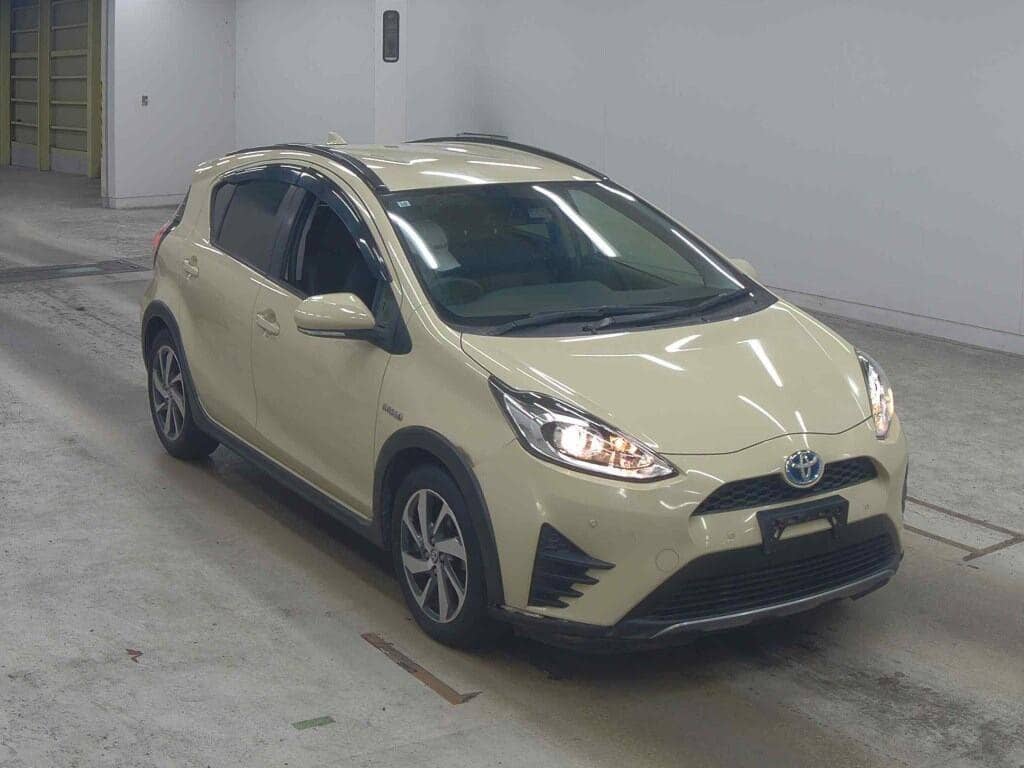 2019 Toyota Aqua photo 1