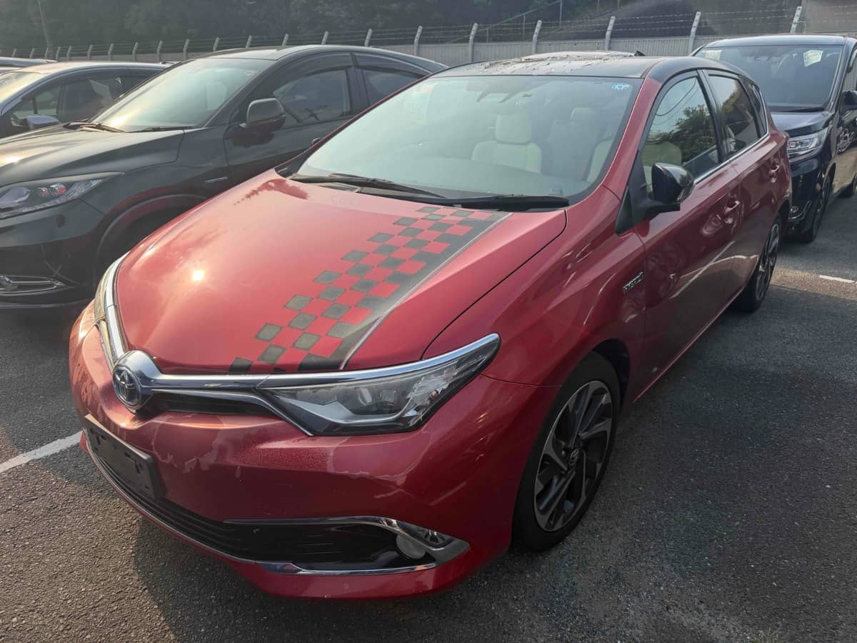 2016 Toyota Auris