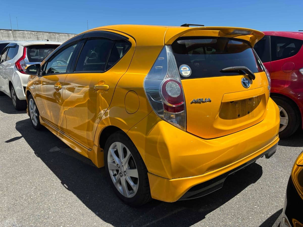 2013 Toyota Aqua photo 5