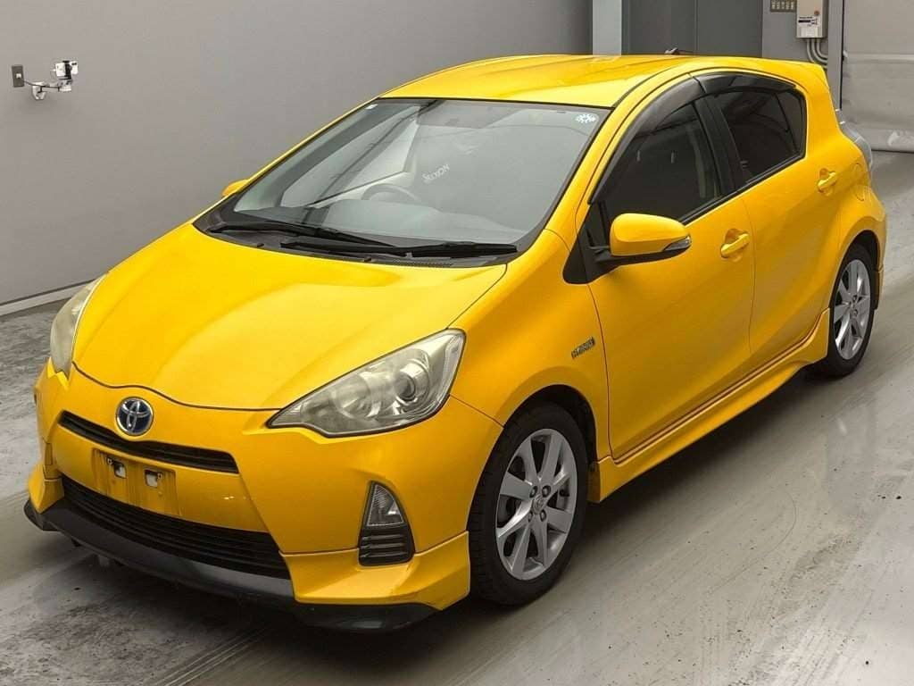 2013 Toyota Aqua