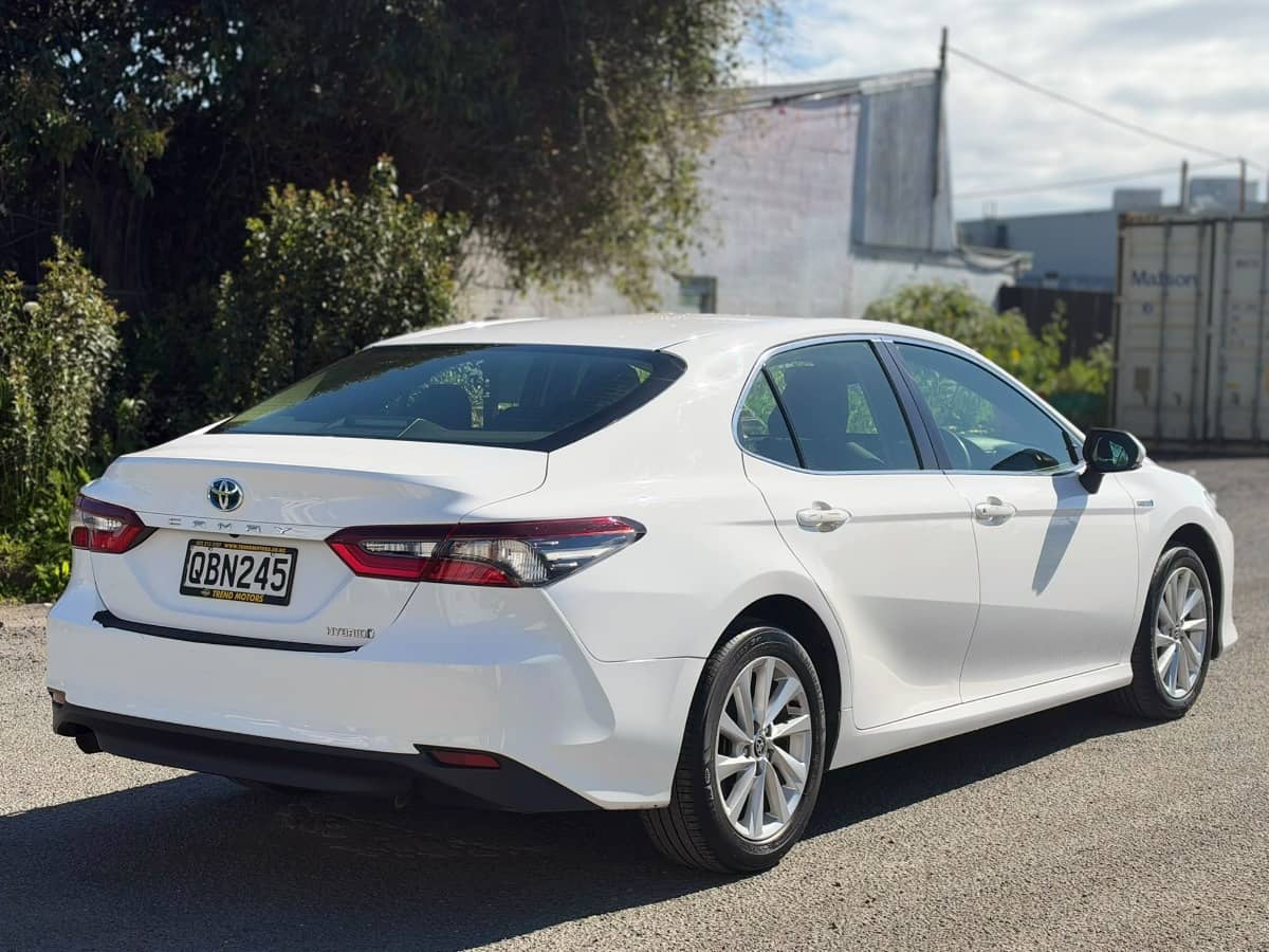 2023 Toyota Camry photo 4