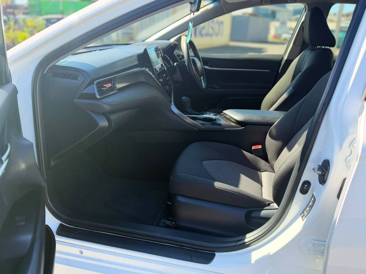 2023 Toyota Camry photo 11