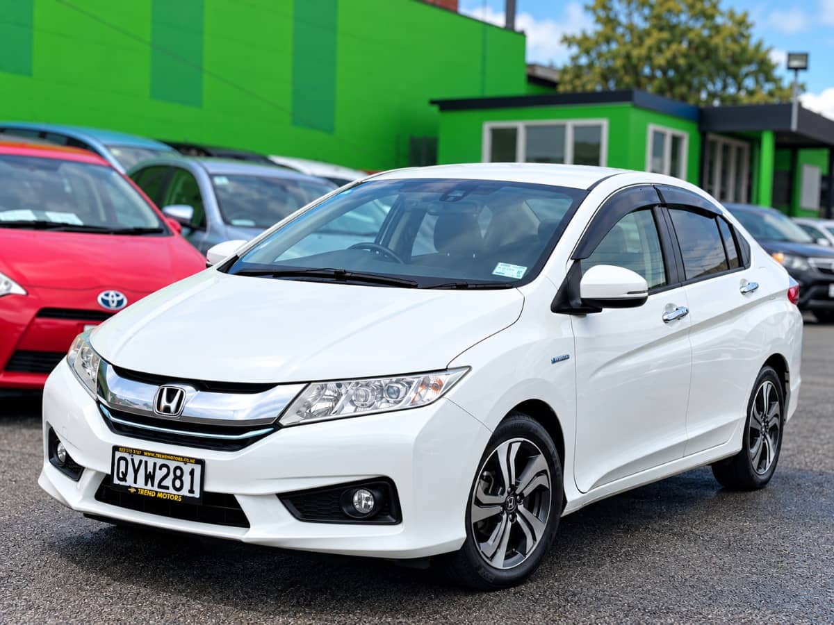2014 Honda Grace photo 6